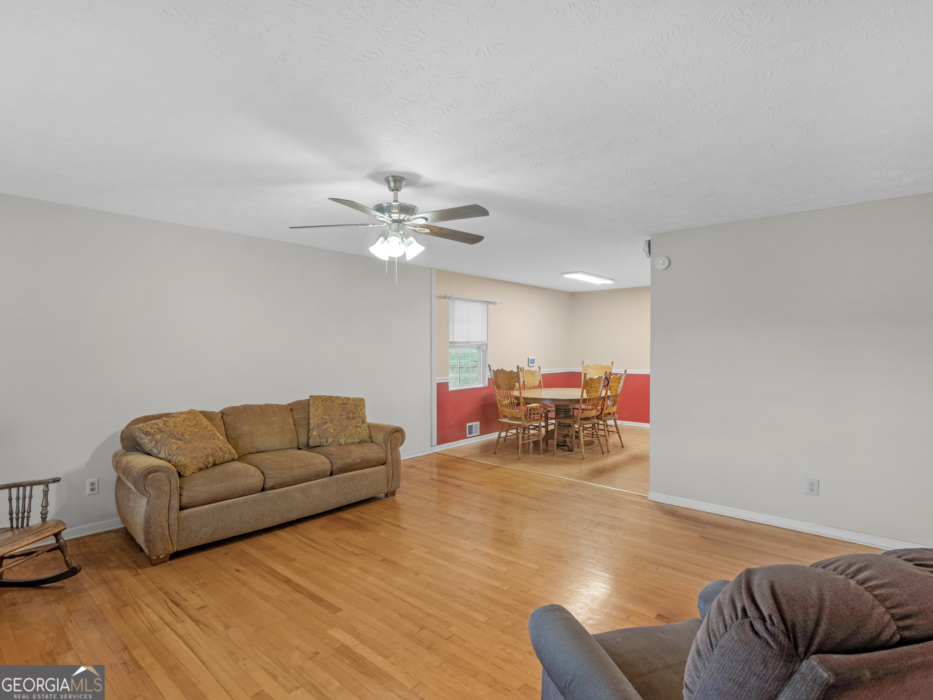 1401 Caldwell Rd — photo 2