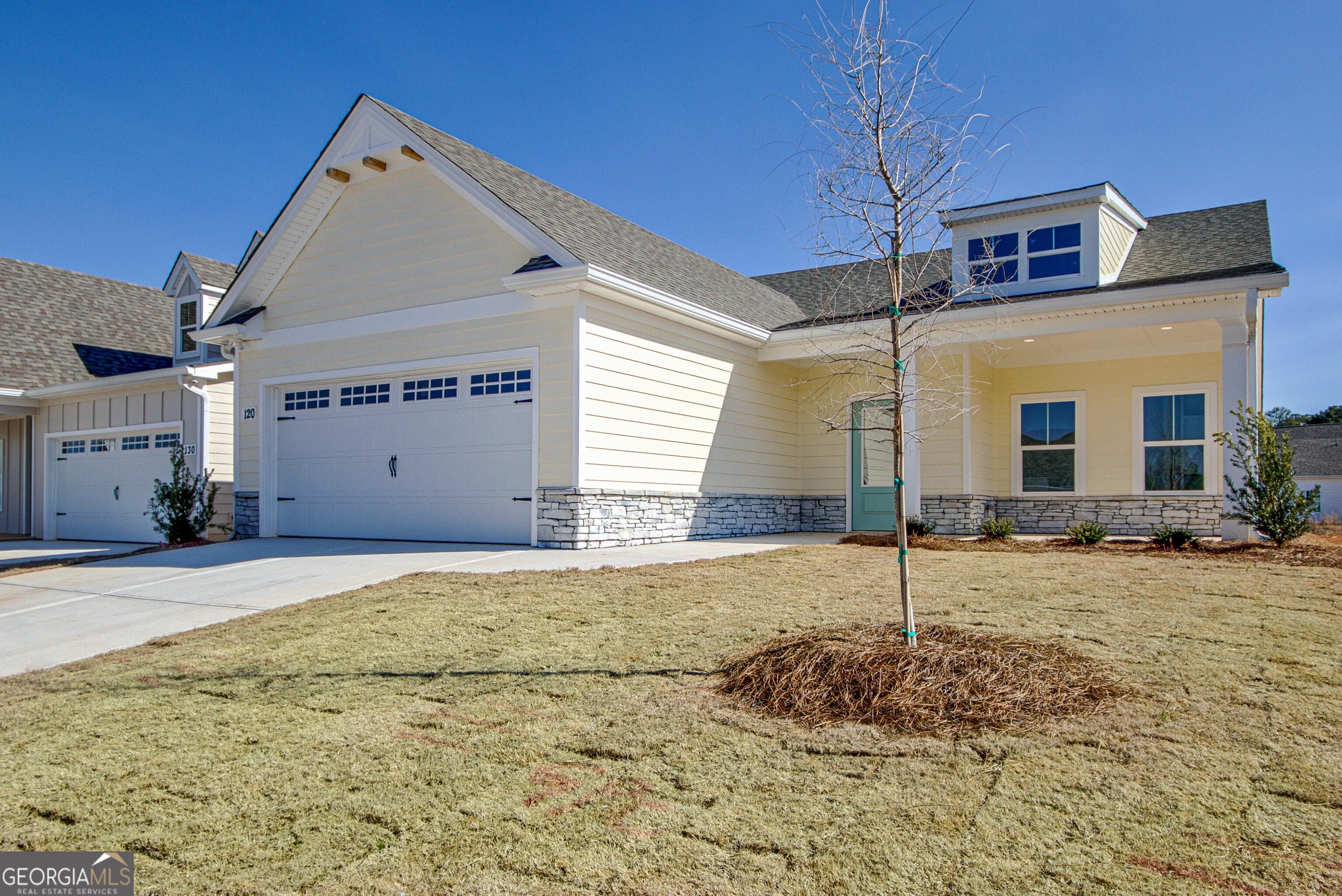 120 Redhaven Dr — photo 2