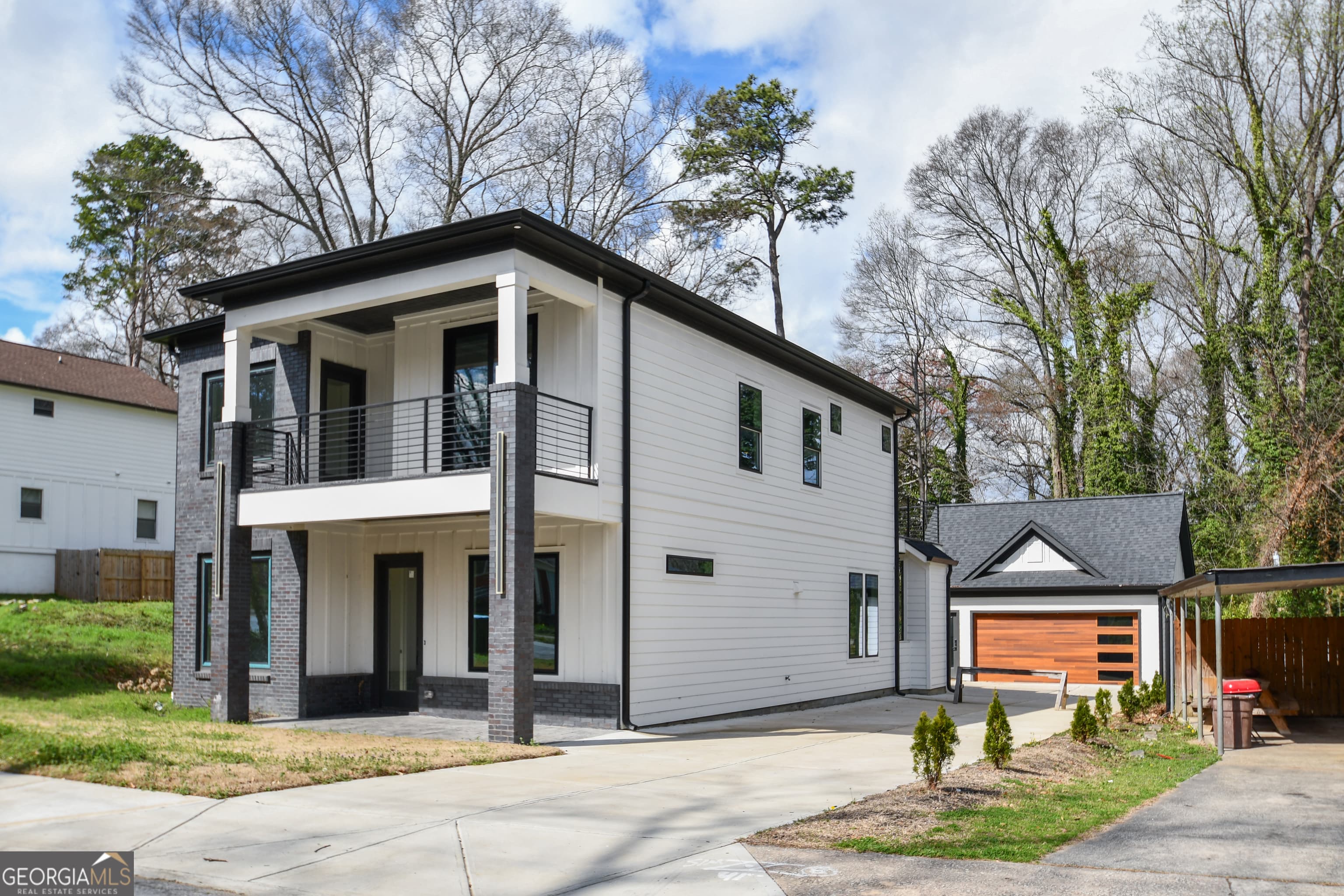 3299 Sims St — photo 2