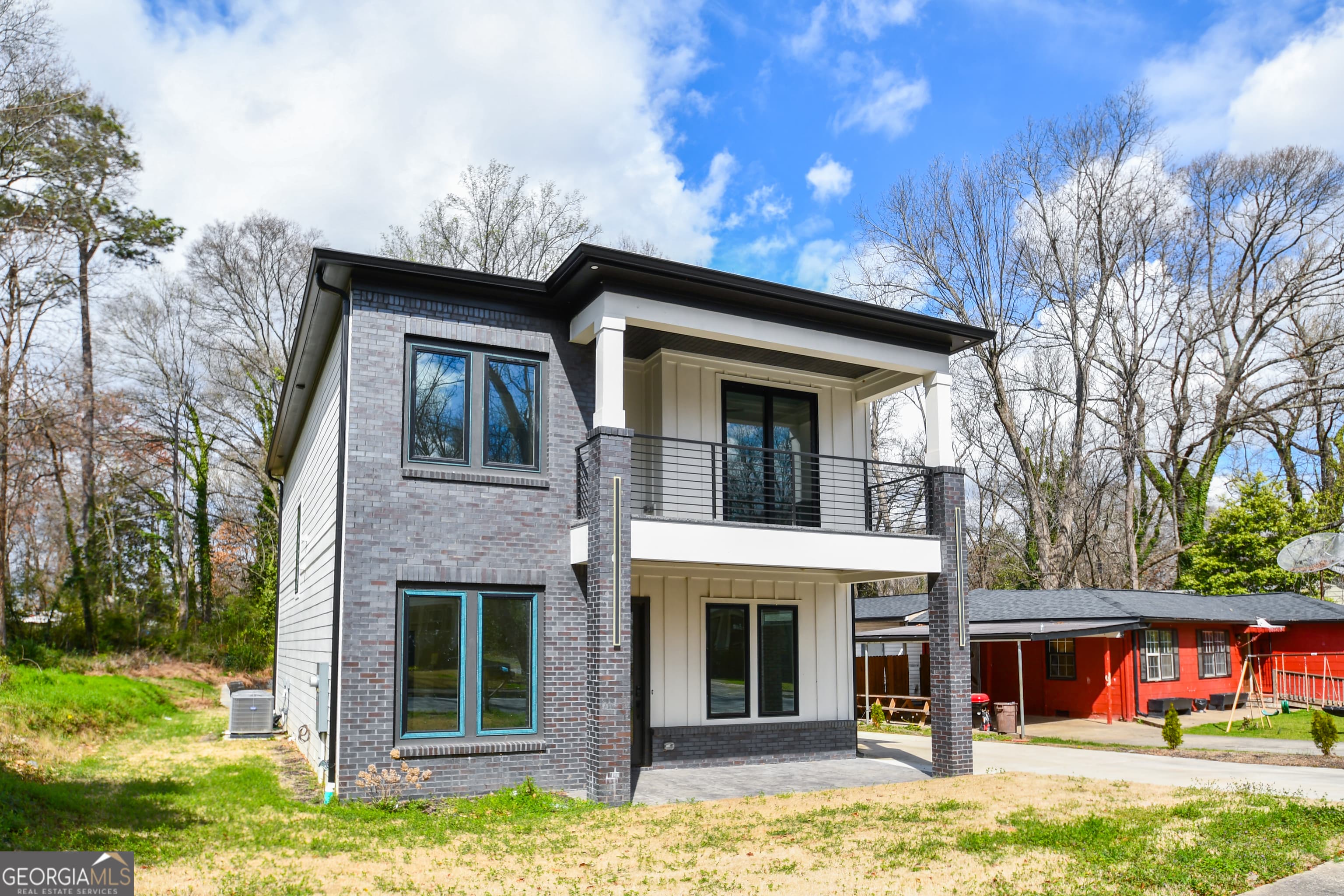 3299 Sims St — photo 1