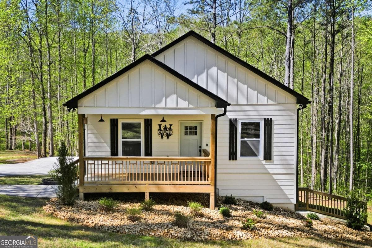 240 Mill Pond Ct — photo 1