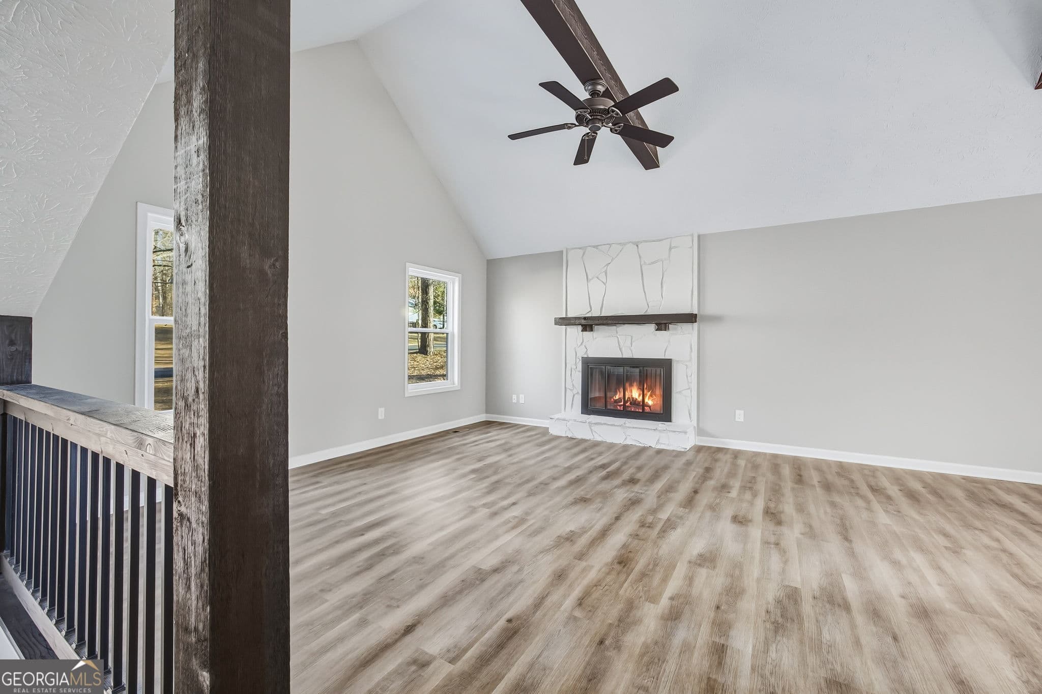 5825 Stonehaven Nw Dr — photo 2