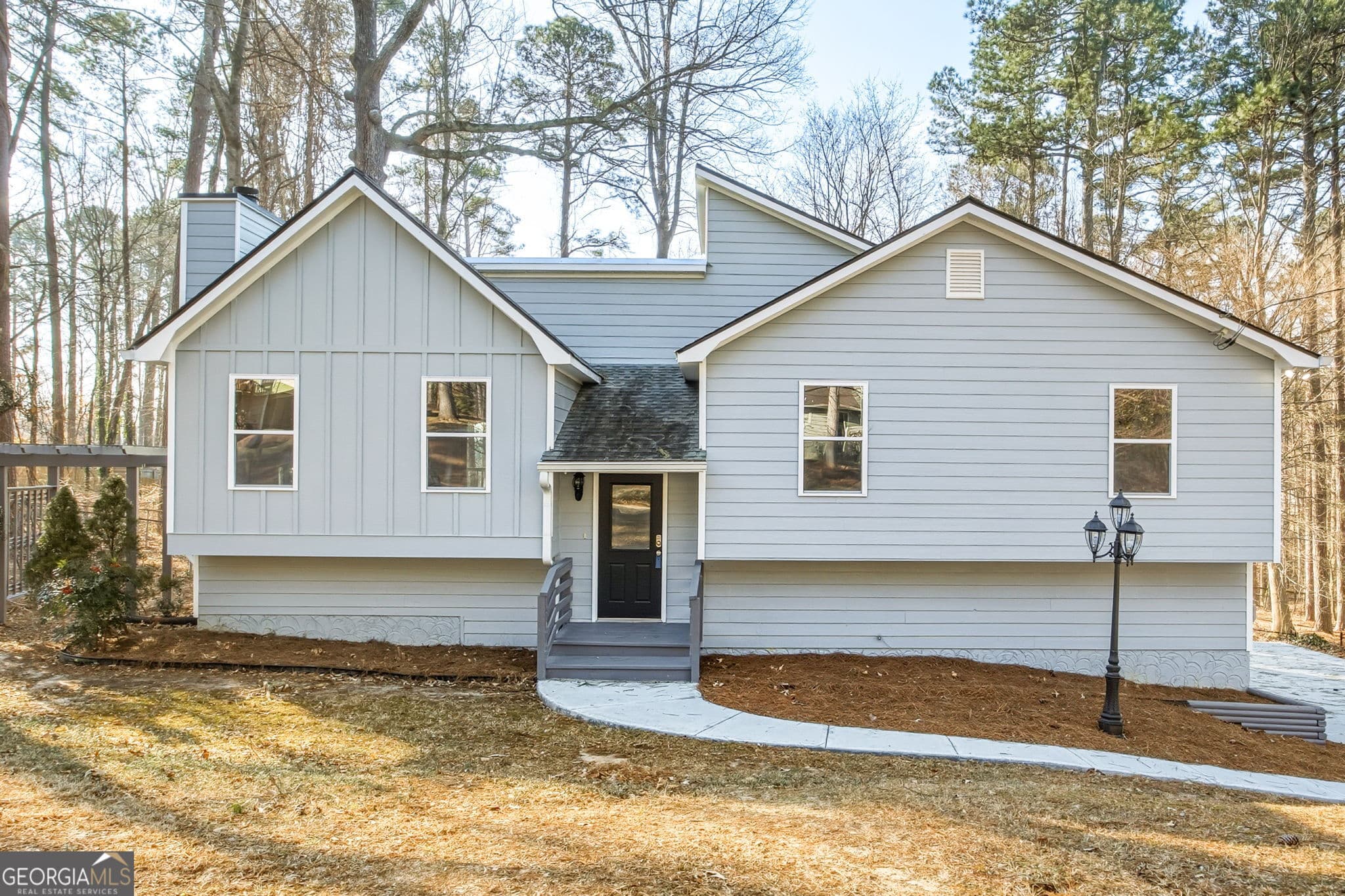 5825 Stonehaven Nw Dr — photo 1