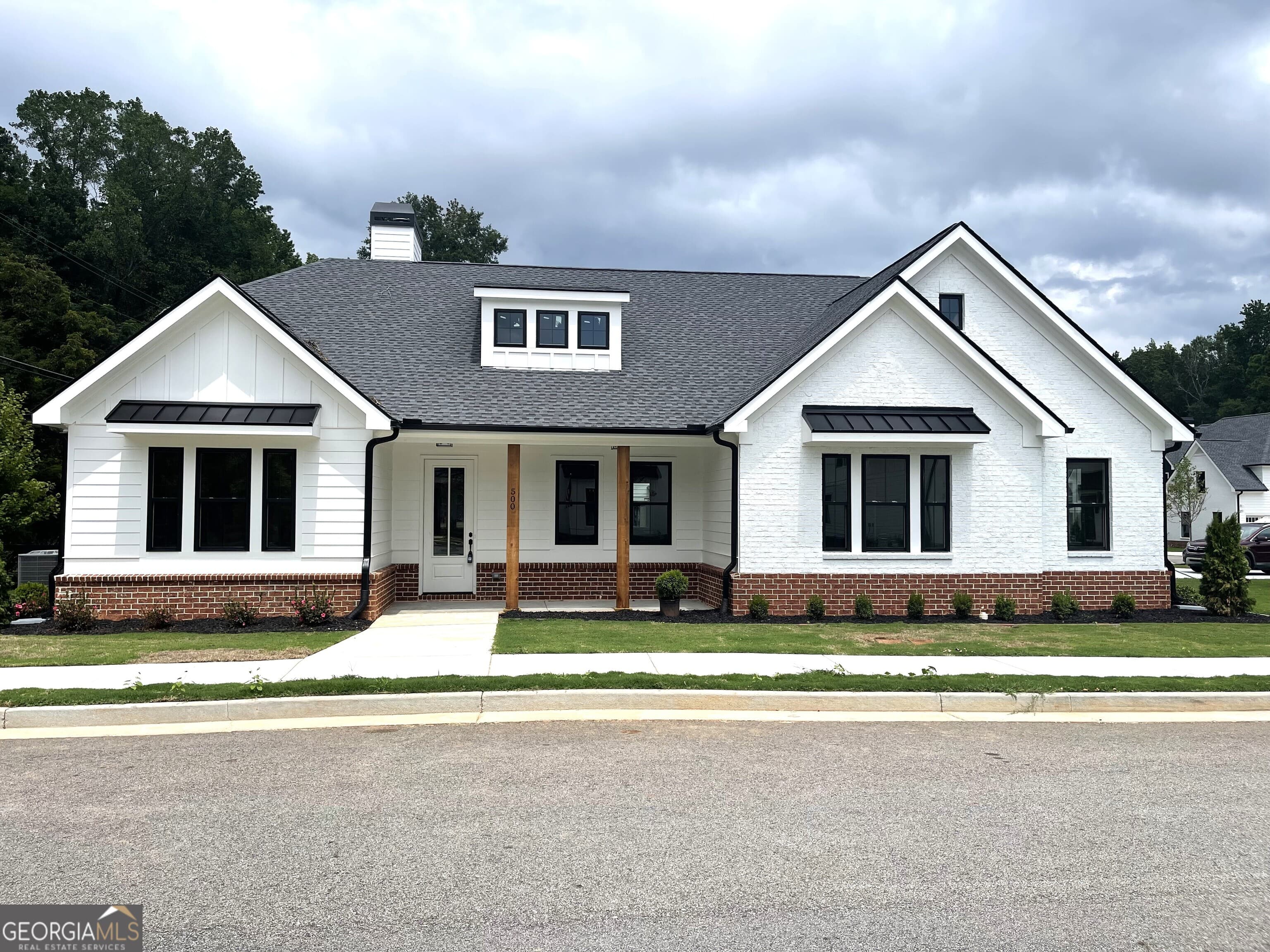 500 Mill Farm Ln — photo 1