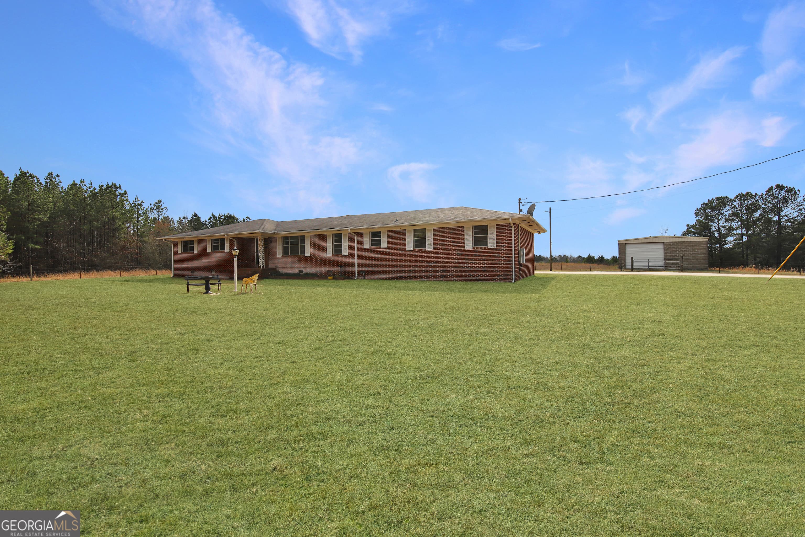 8037 County Rd 289 — photo 2