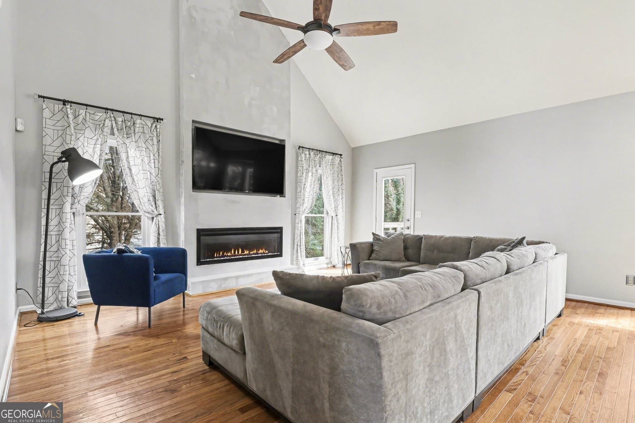 3793 Market Crescent — photo 2