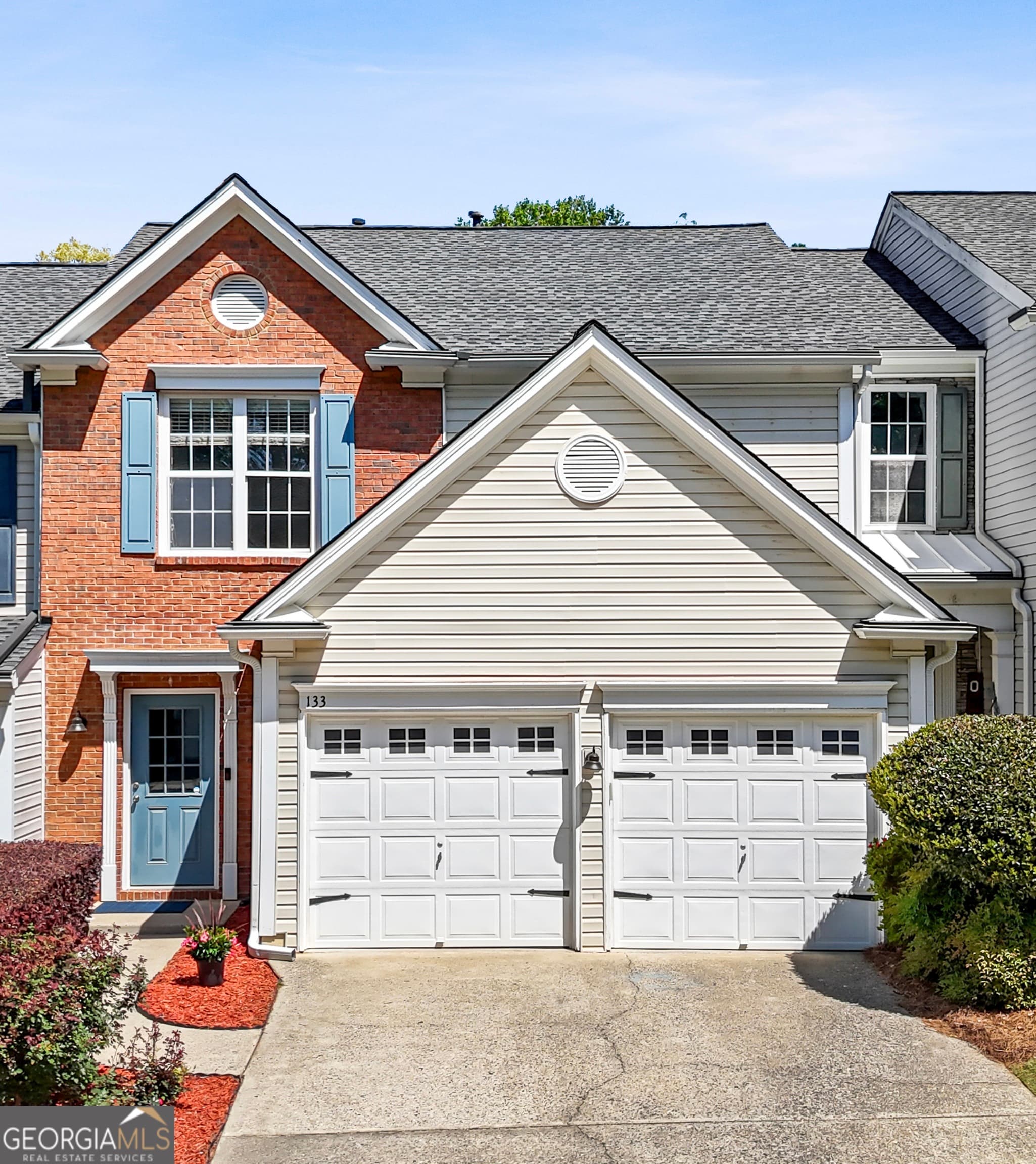 133 Regent Pl — photo 1