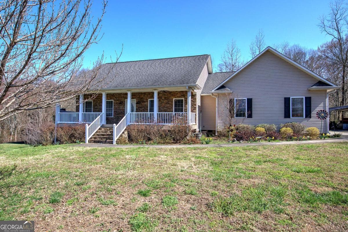 1005 Harmony Rd — photo 2