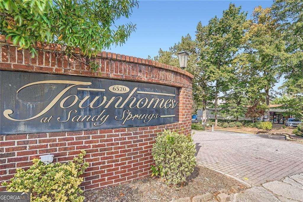 6520 Roswell Rd 3 — photo 47