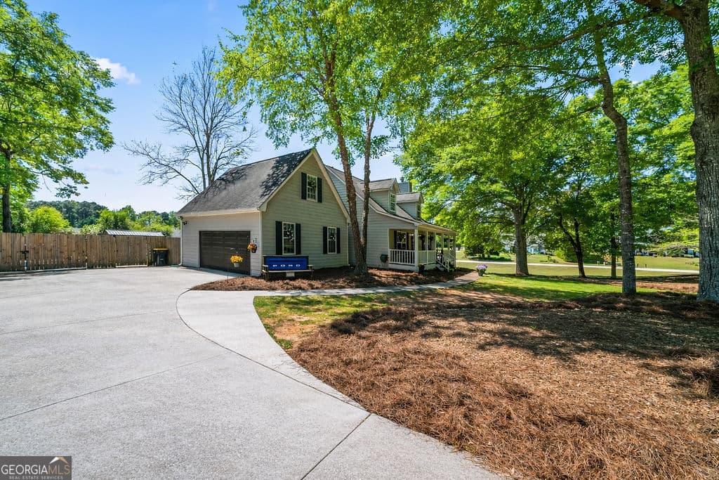 50 Bridgewater Dr — photo 2