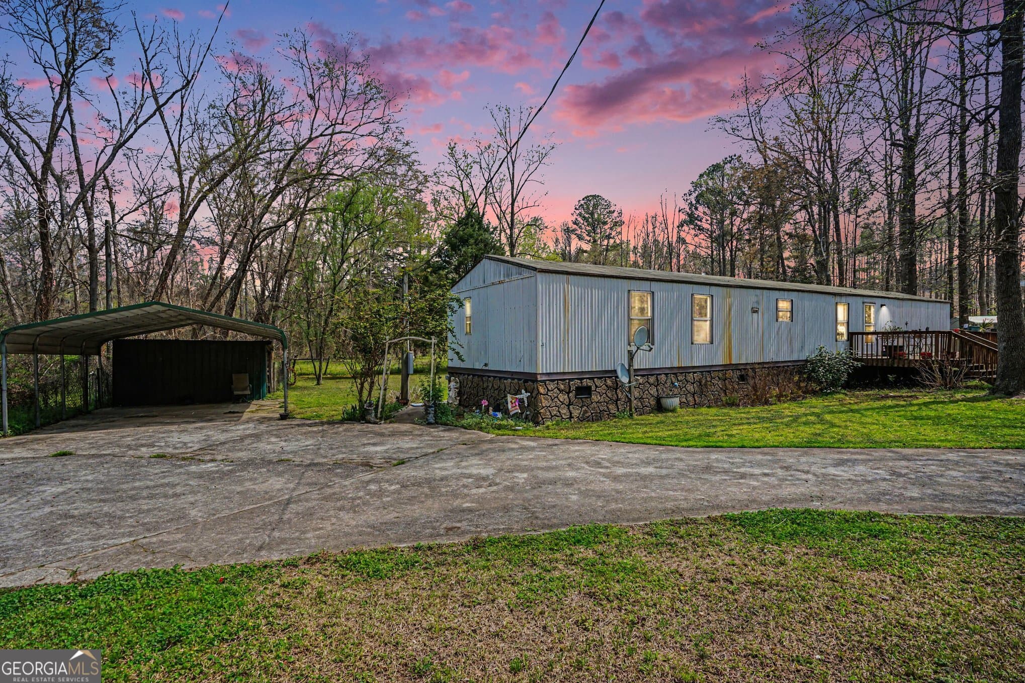 3334 Cherokee Rd — photo 1