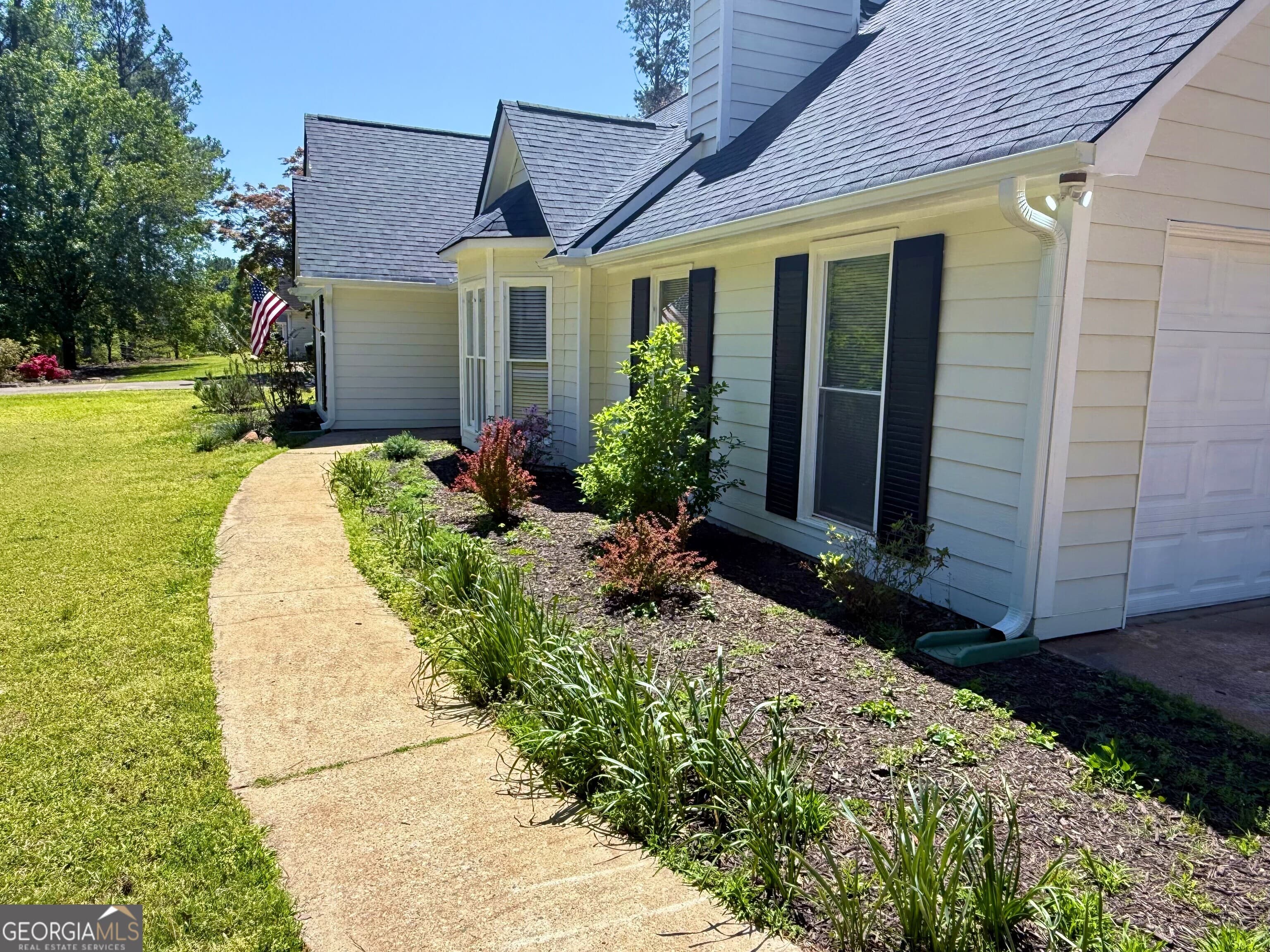 146 Jeb Stuart Dr — photo 2