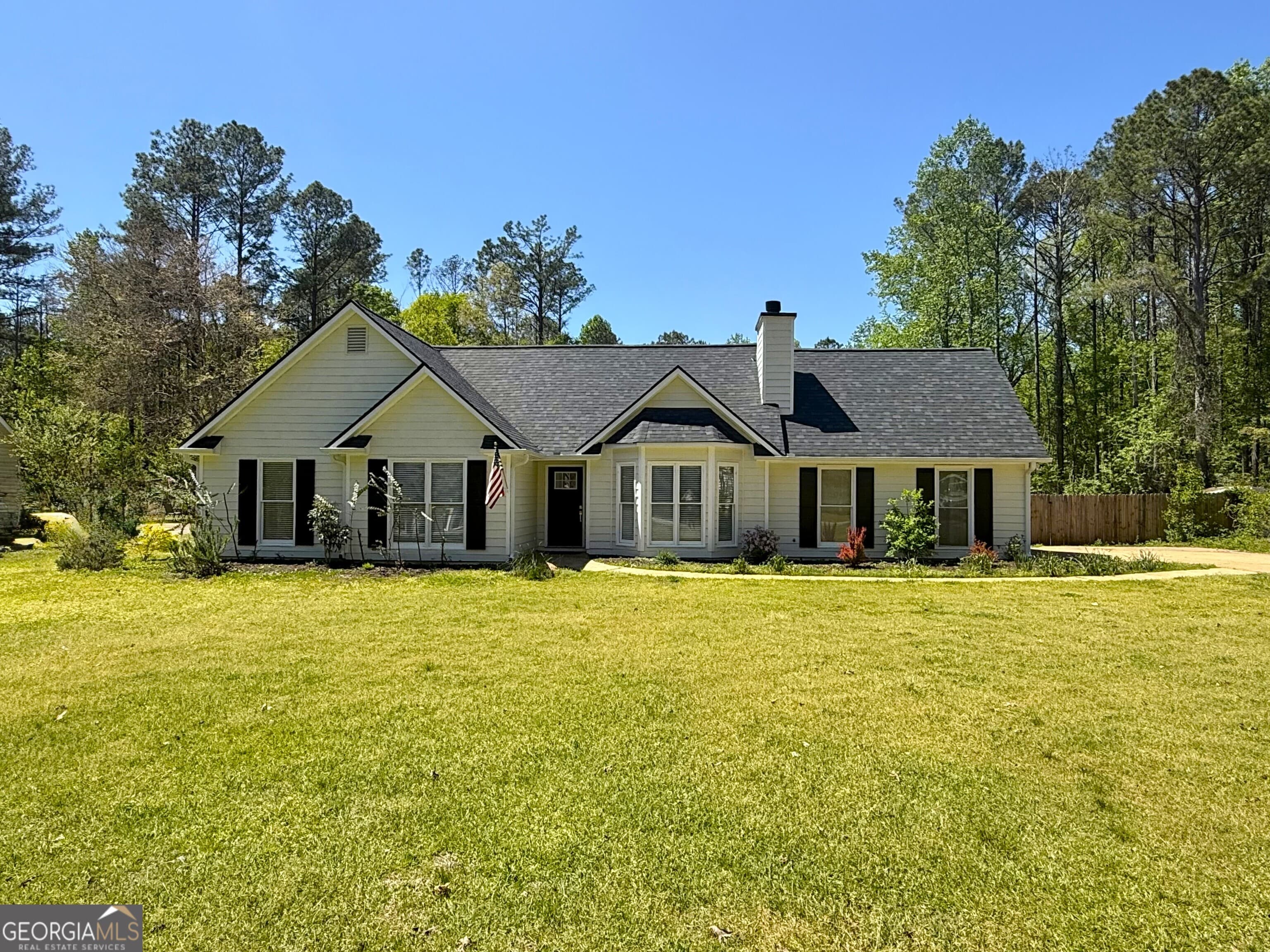 146 Jeb Stuart Dr — photo 1