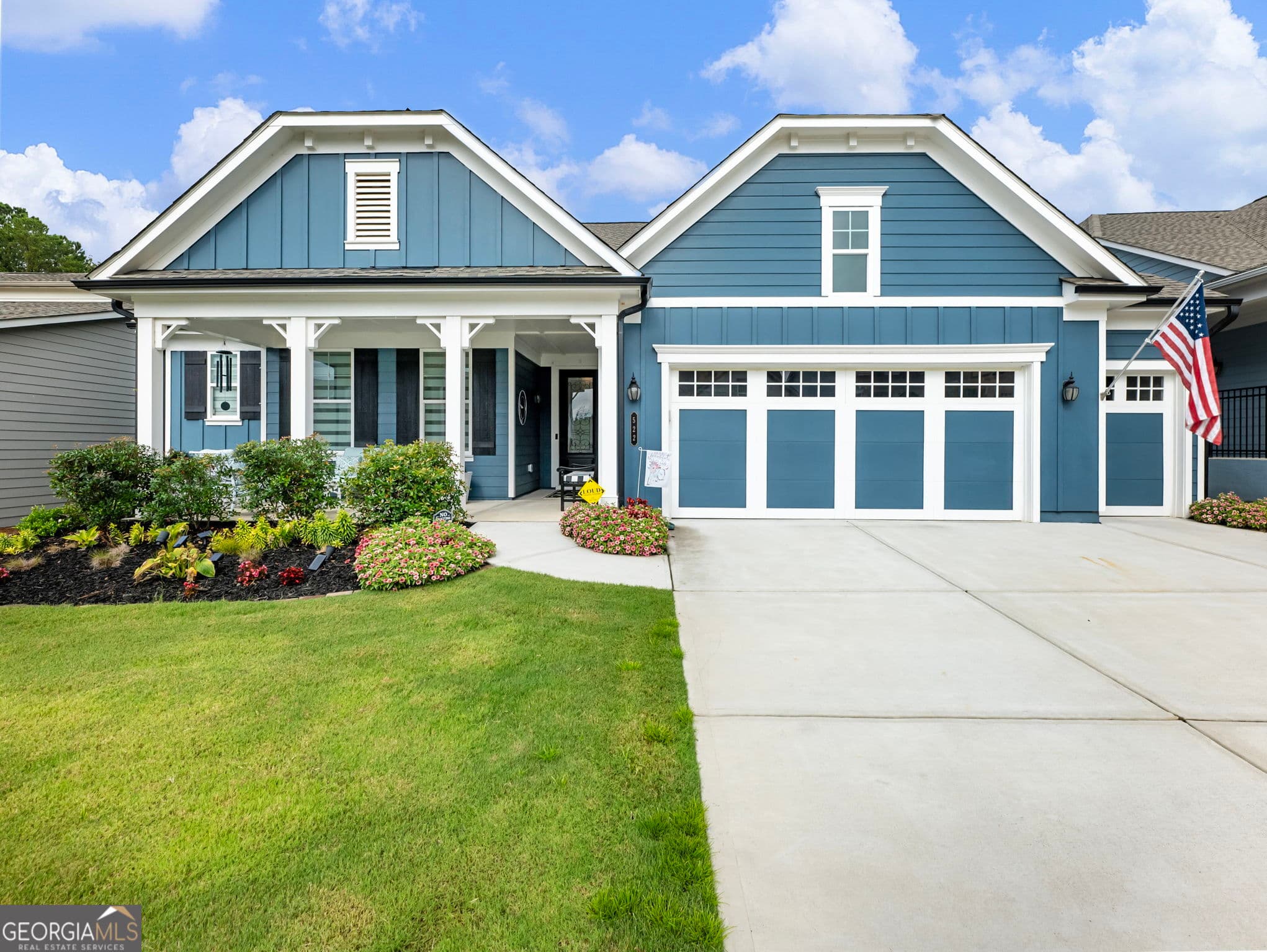 522 Ontario Ln — photo 1