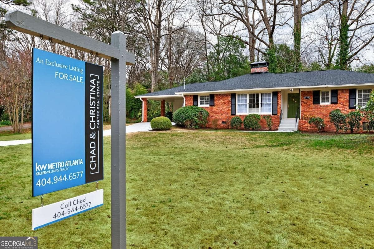 685 N Superior Ave — photo 36