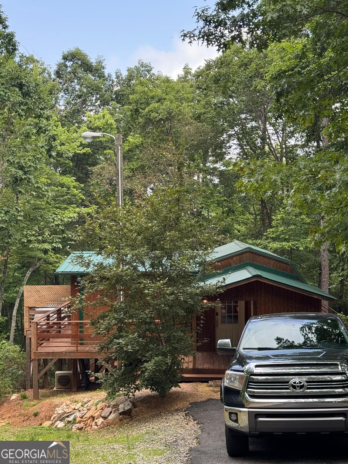 225 Overlook Circle — photo 2