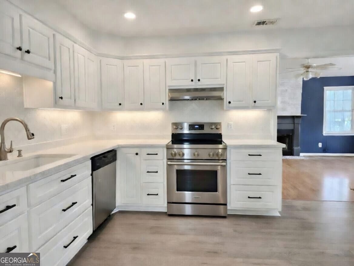 217 Rainey Brooke Dr — photo 17