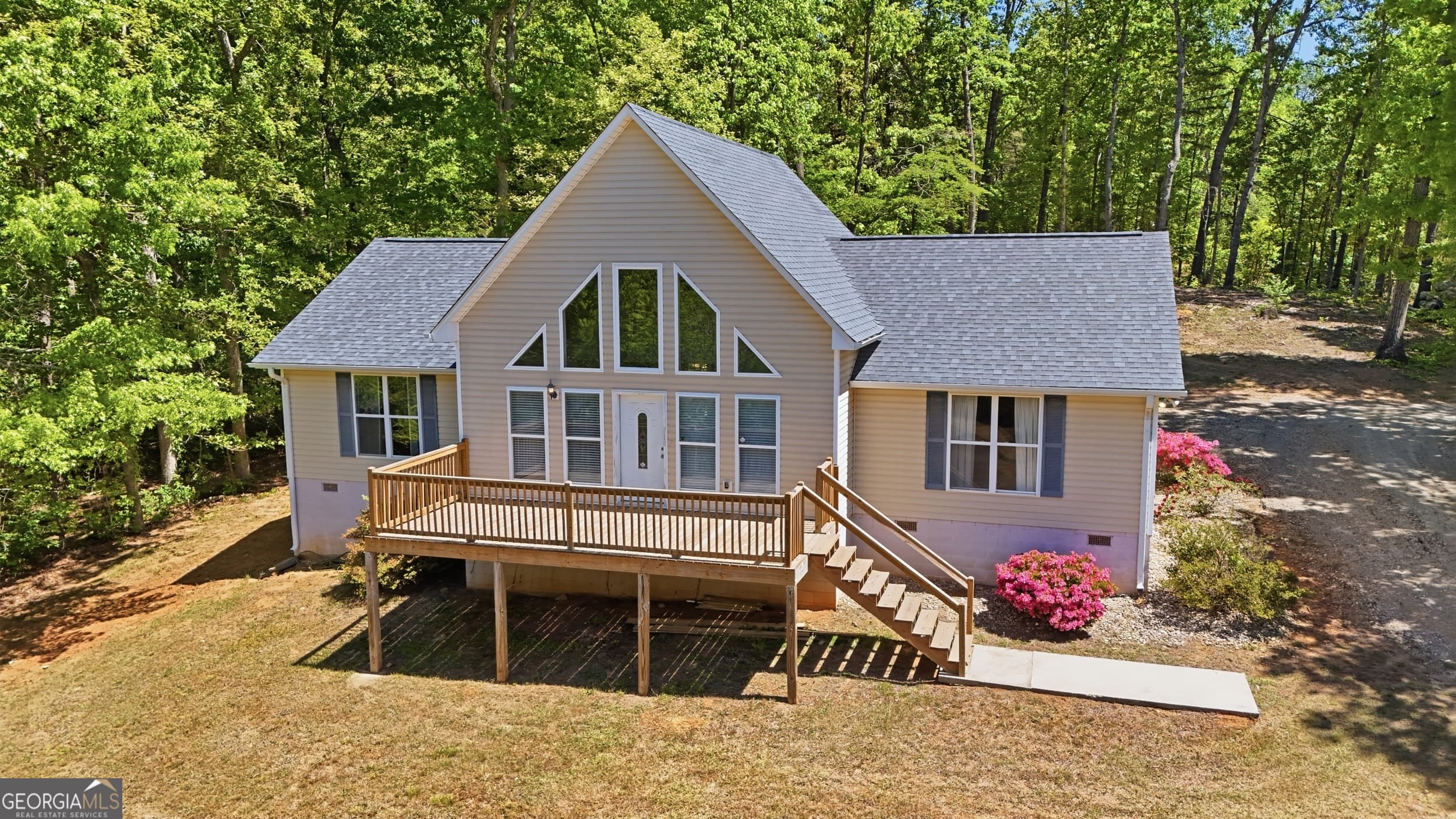 337 Colston Dr — photo 2