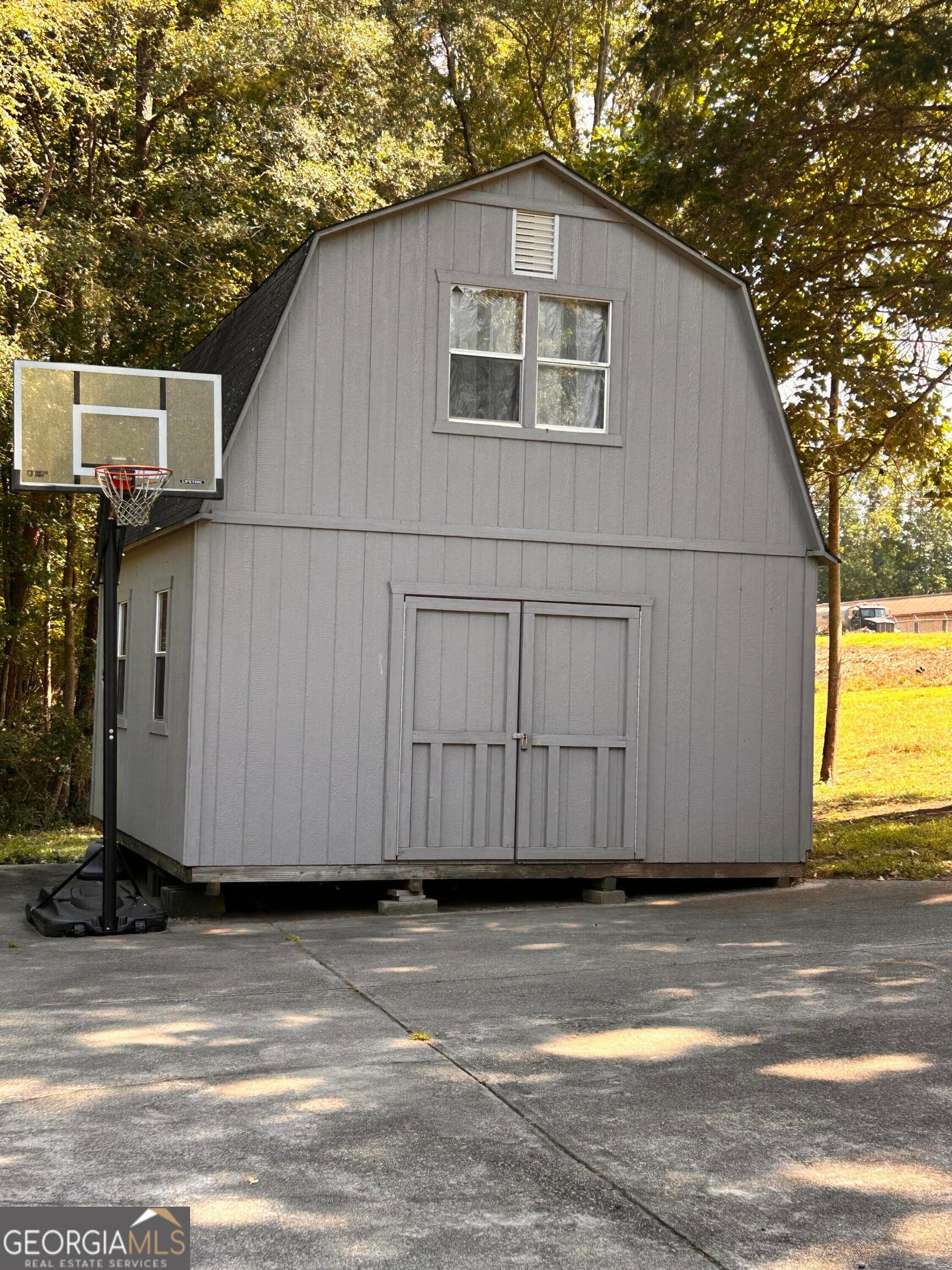 711 W Ridgeway Rd — photo 38