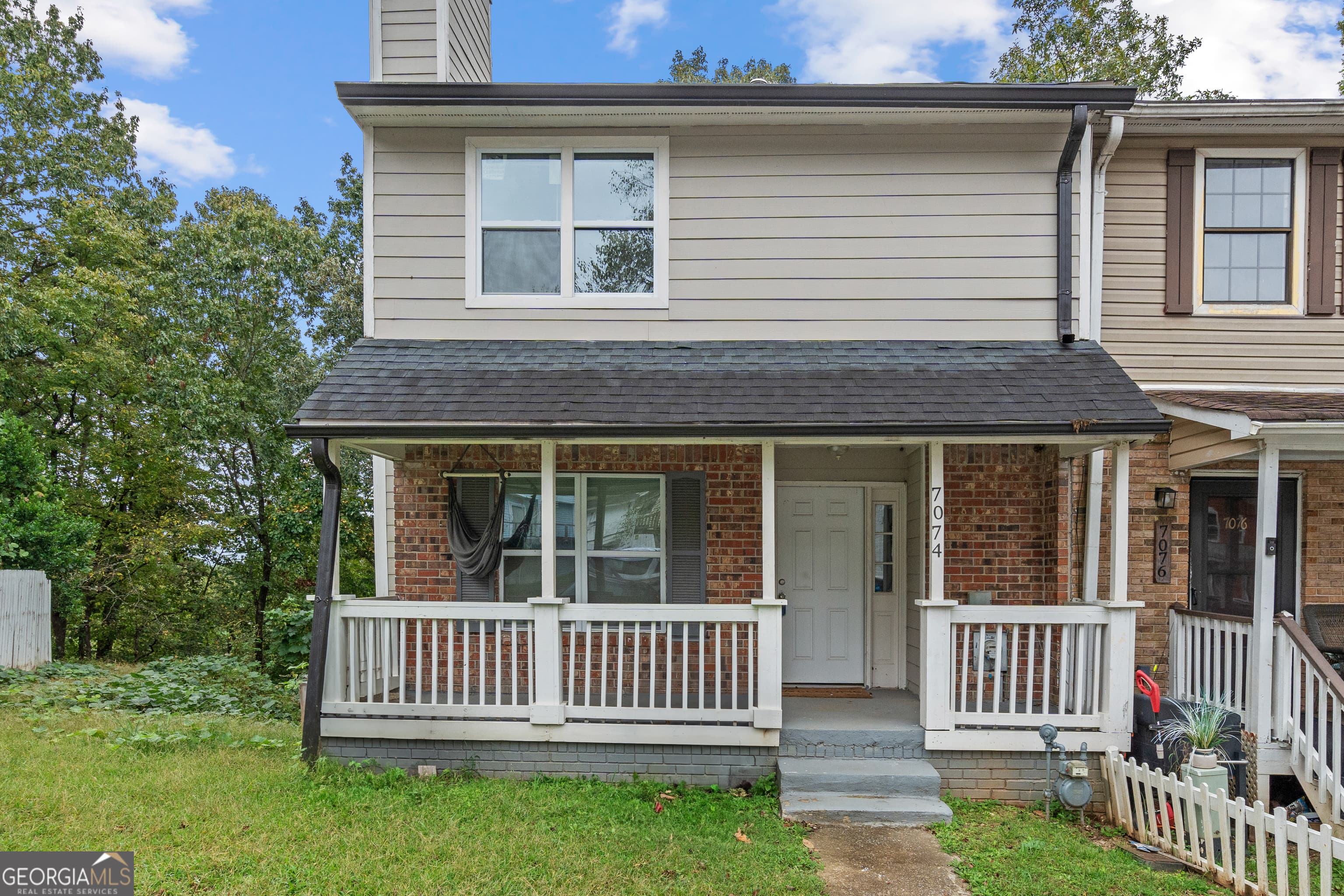 7074 Oakhill Circle — photo 1