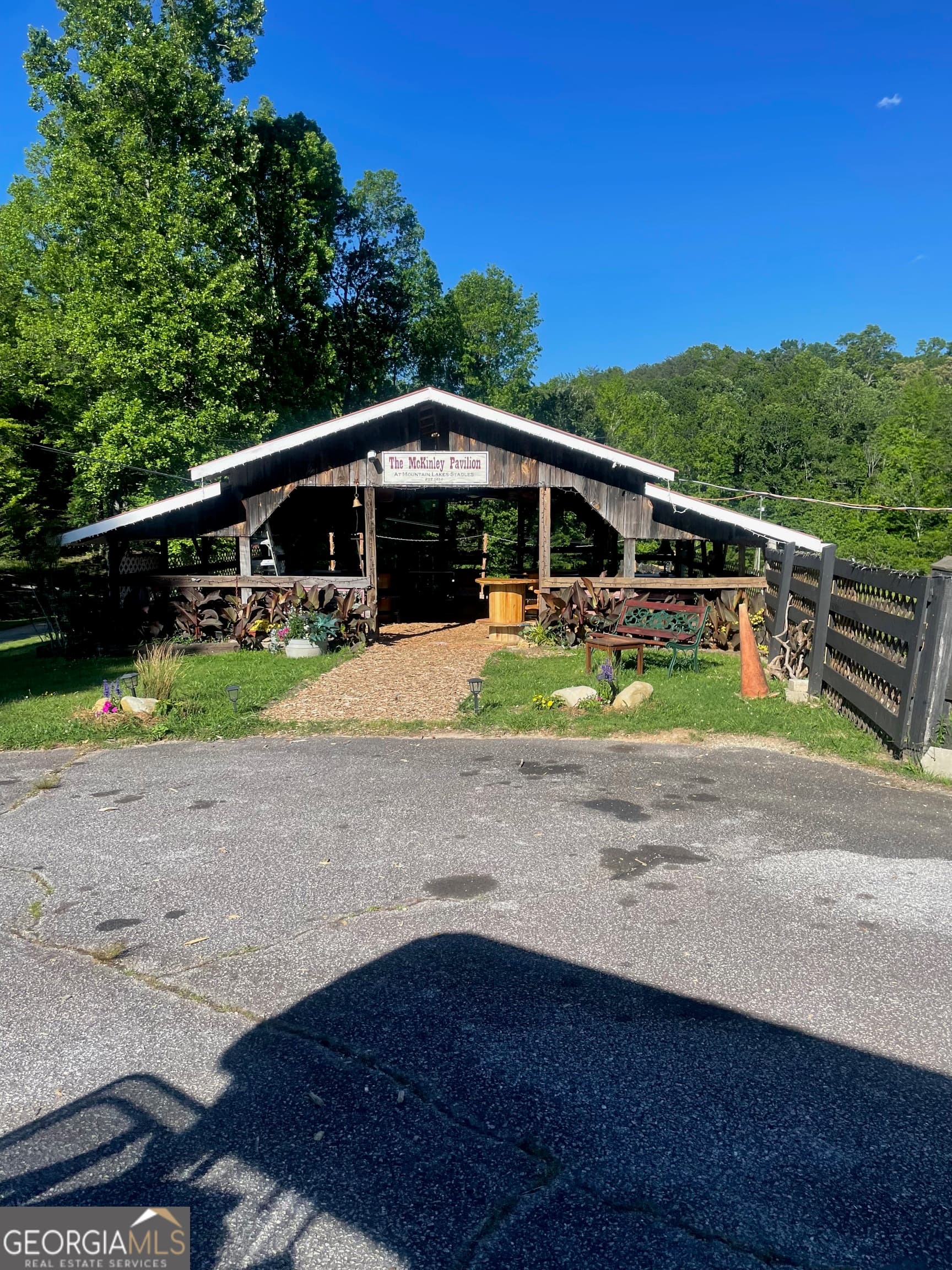 8 Cindy Parkway — photo 78