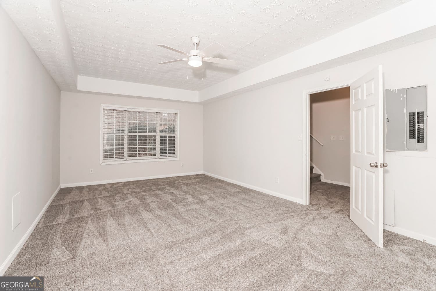 1024 Miss Amber Way — photo 25