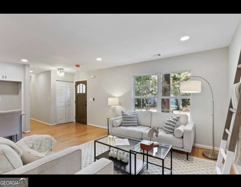 5115 Martins Crossing Rd — photo 2