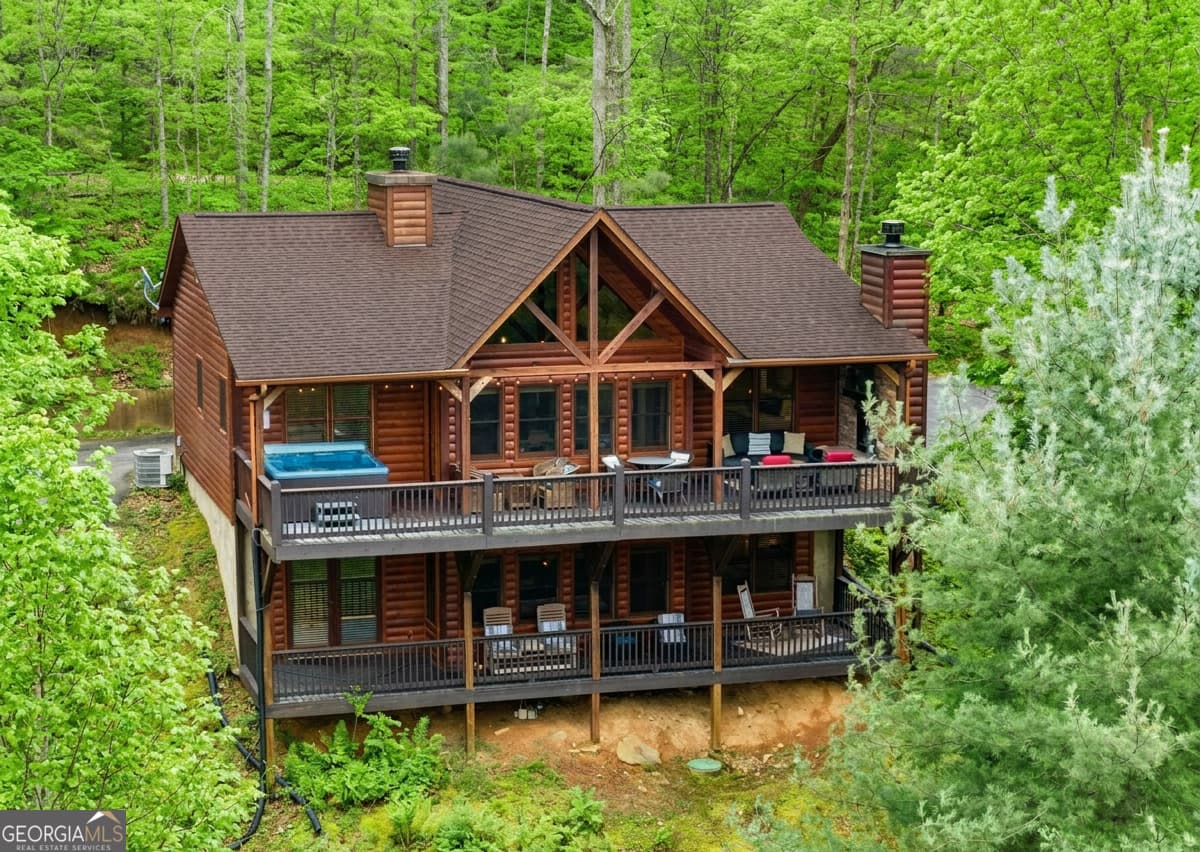 437 Spruce Circle — photo 1