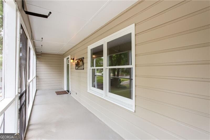 848 East Ave — photo 2