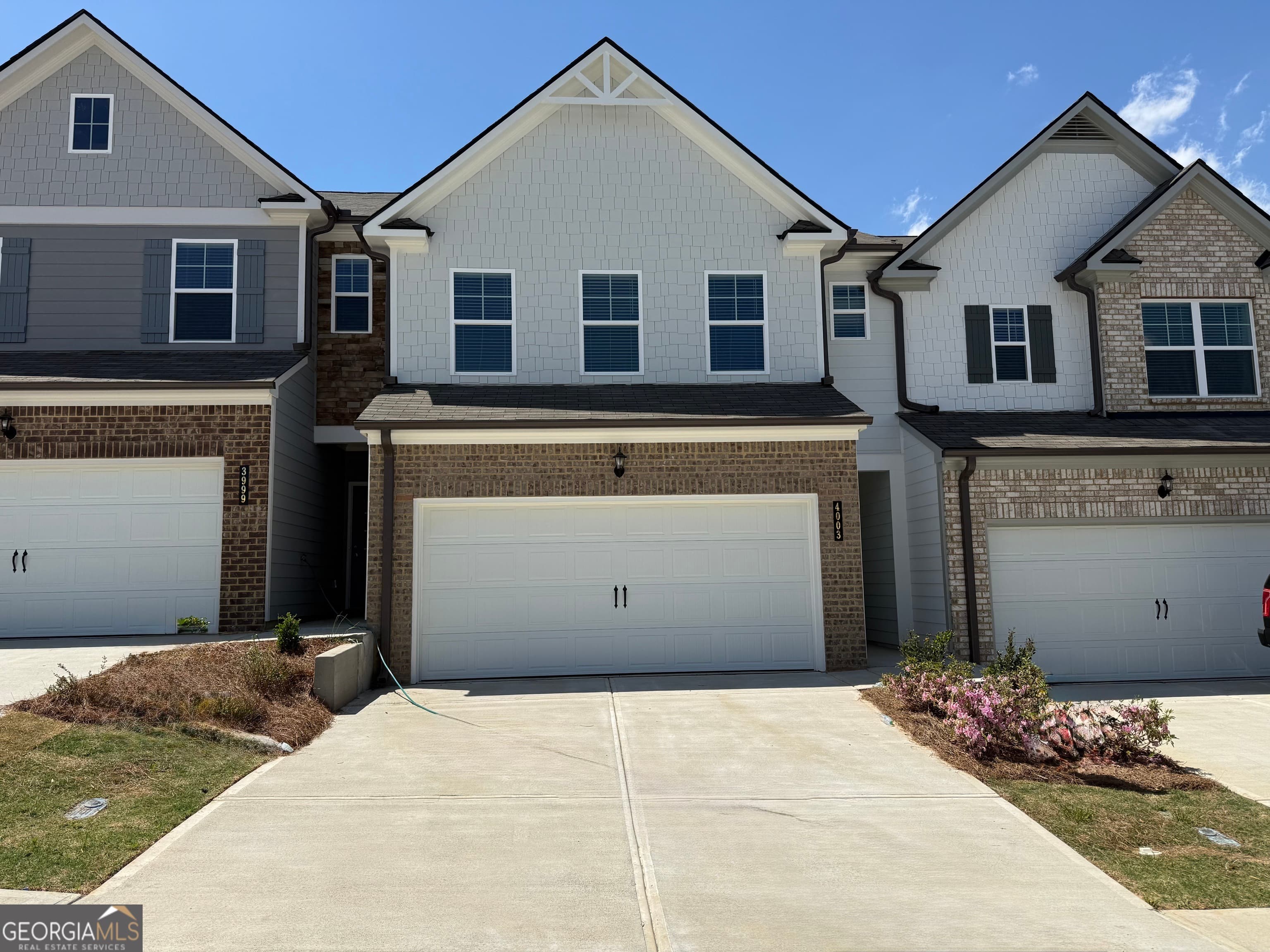 4003 Streamlet Way 159 — photo 2