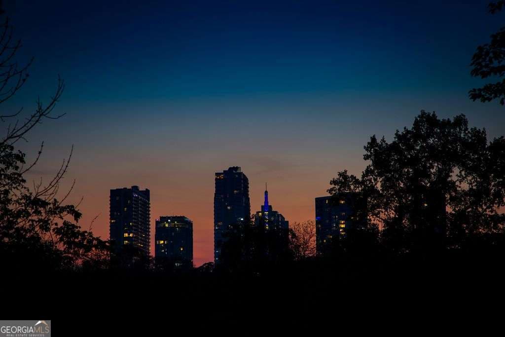 866 Monroe Ne Dr — photo 64