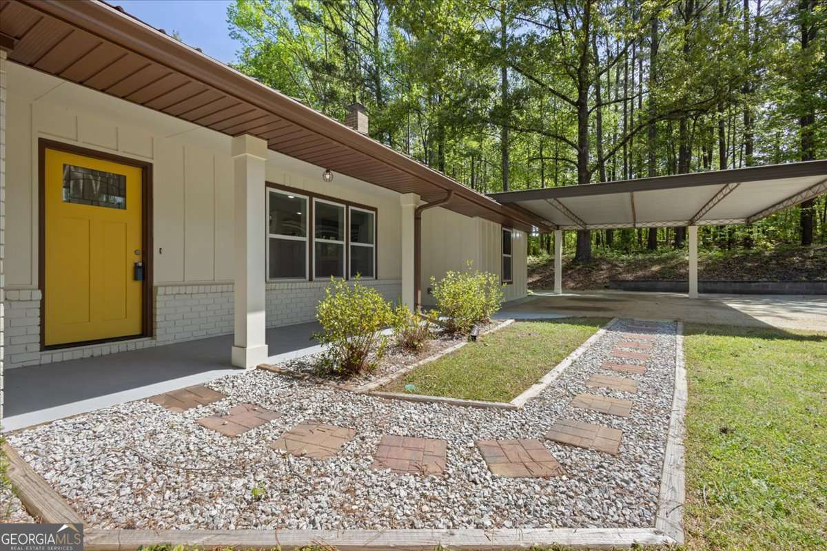 2013 Ridge Rd — photo 2