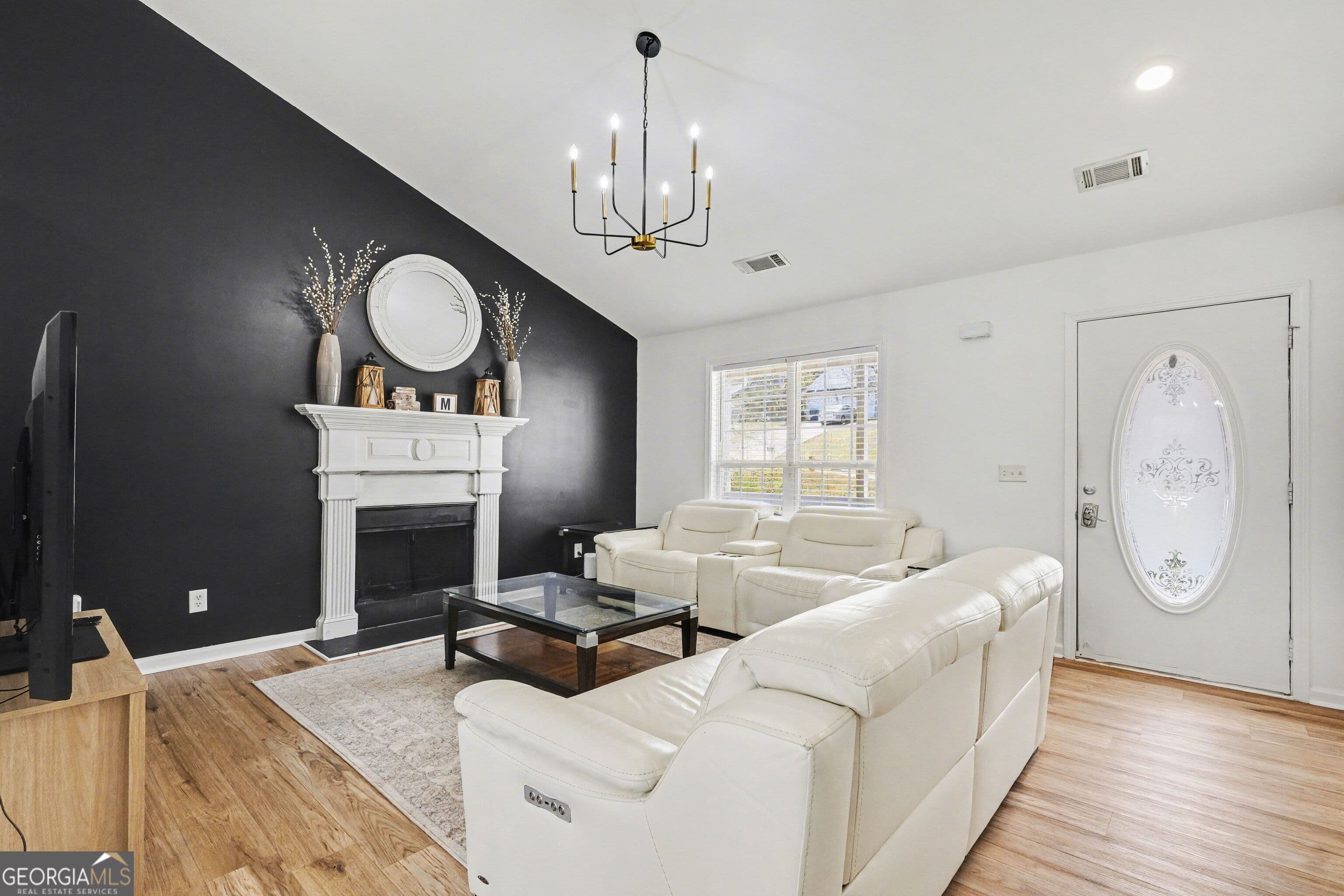 1133 Bradford Park Dr — photo 2