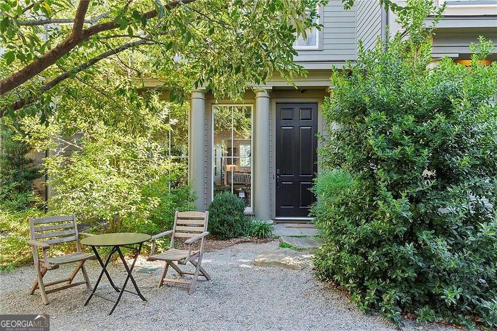 2196 Niles Ne Pl — photo 1