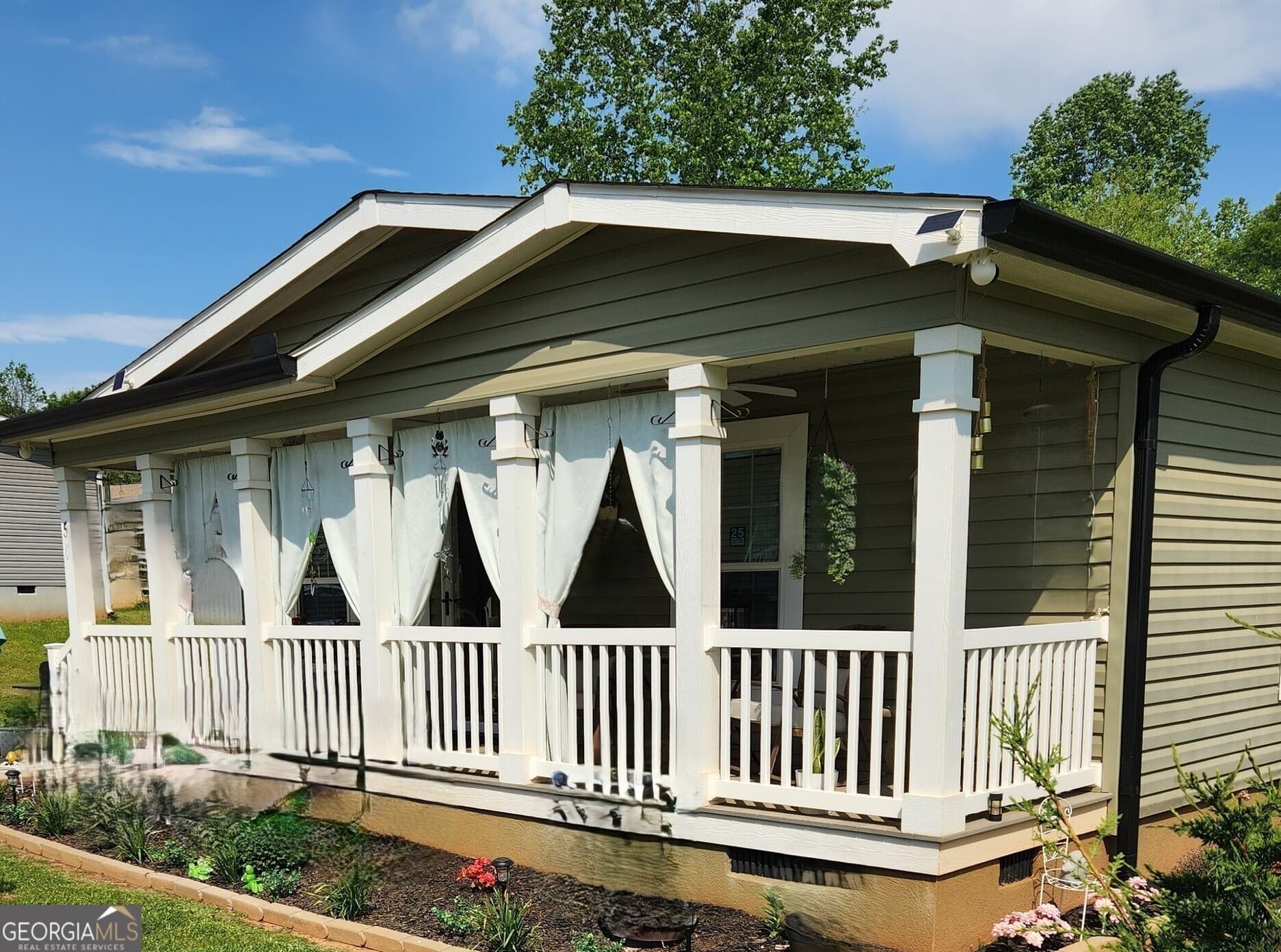 50 Meadow View St — photo 2