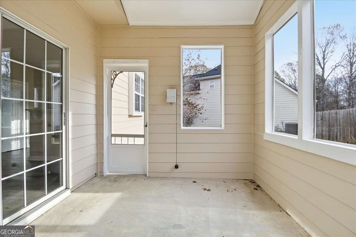 3380 Lake Breeze Ct — photo 37