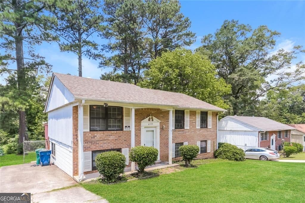 4133 Conley Circle — photo 2