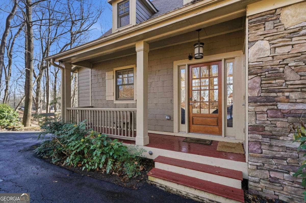 425 Sanderlin Mountain Dr — photo 1