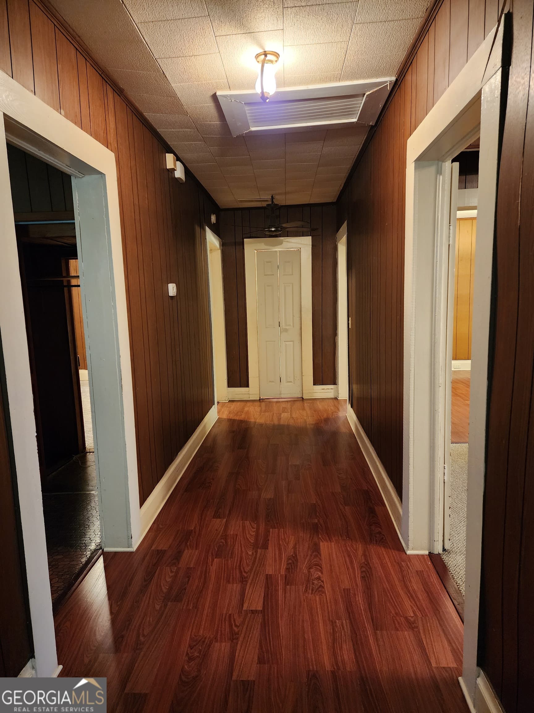 458 Macon St — photo 2