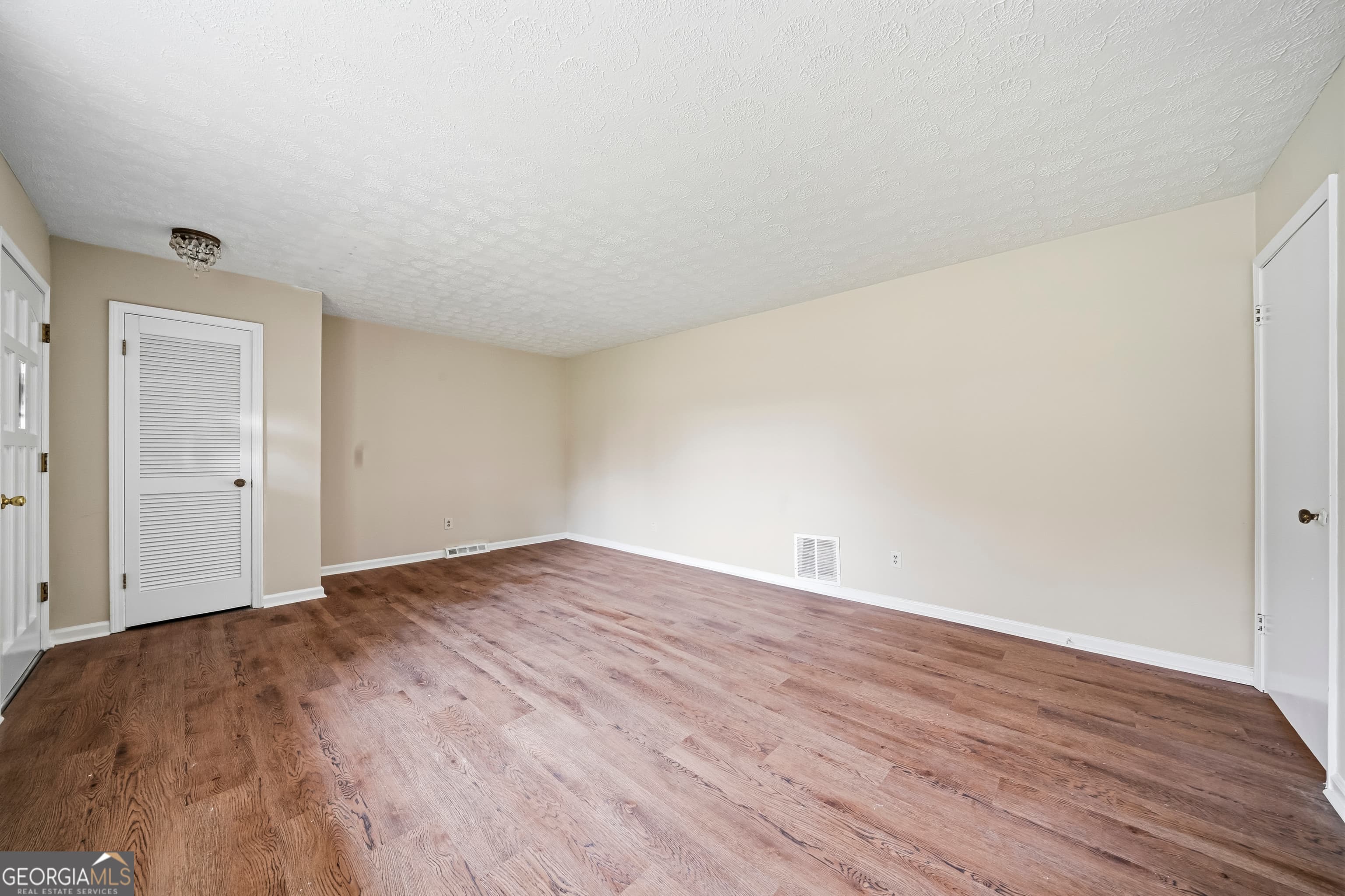 11 Parkwood Ne Dr — photo 2