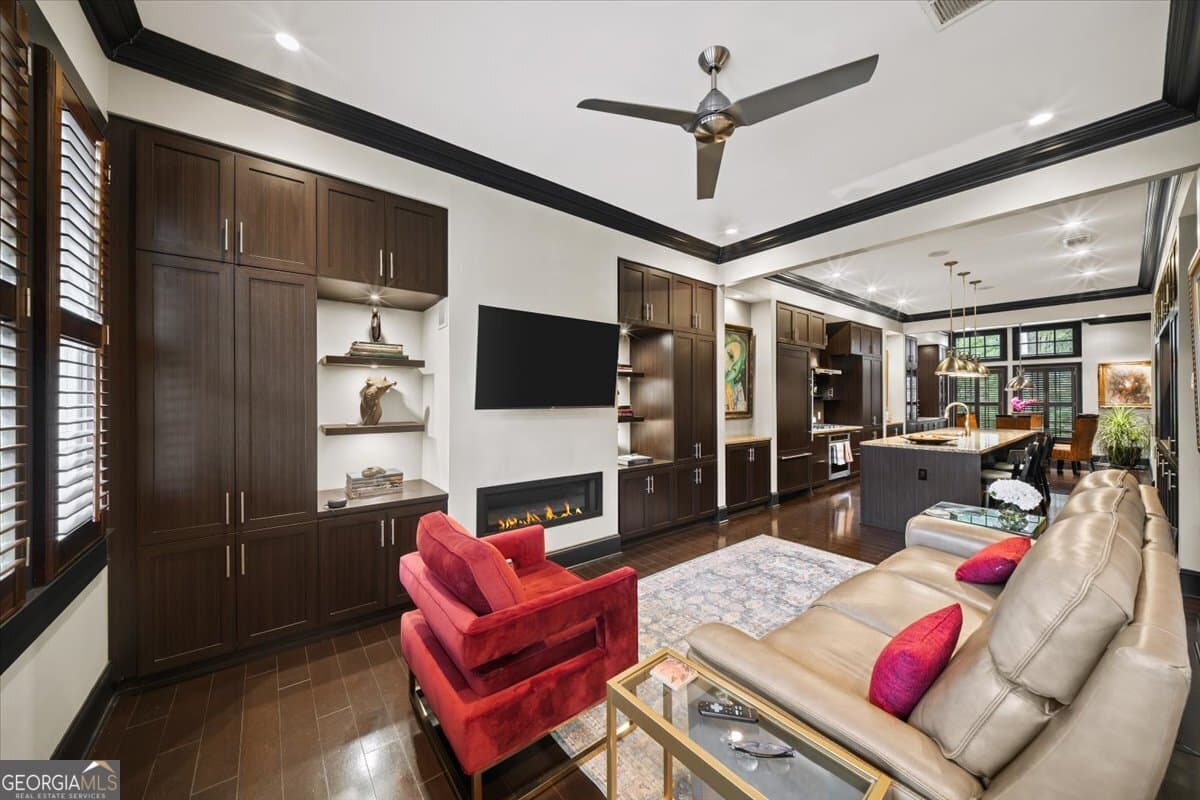 2916 Hermance Ne Dr — photo 1