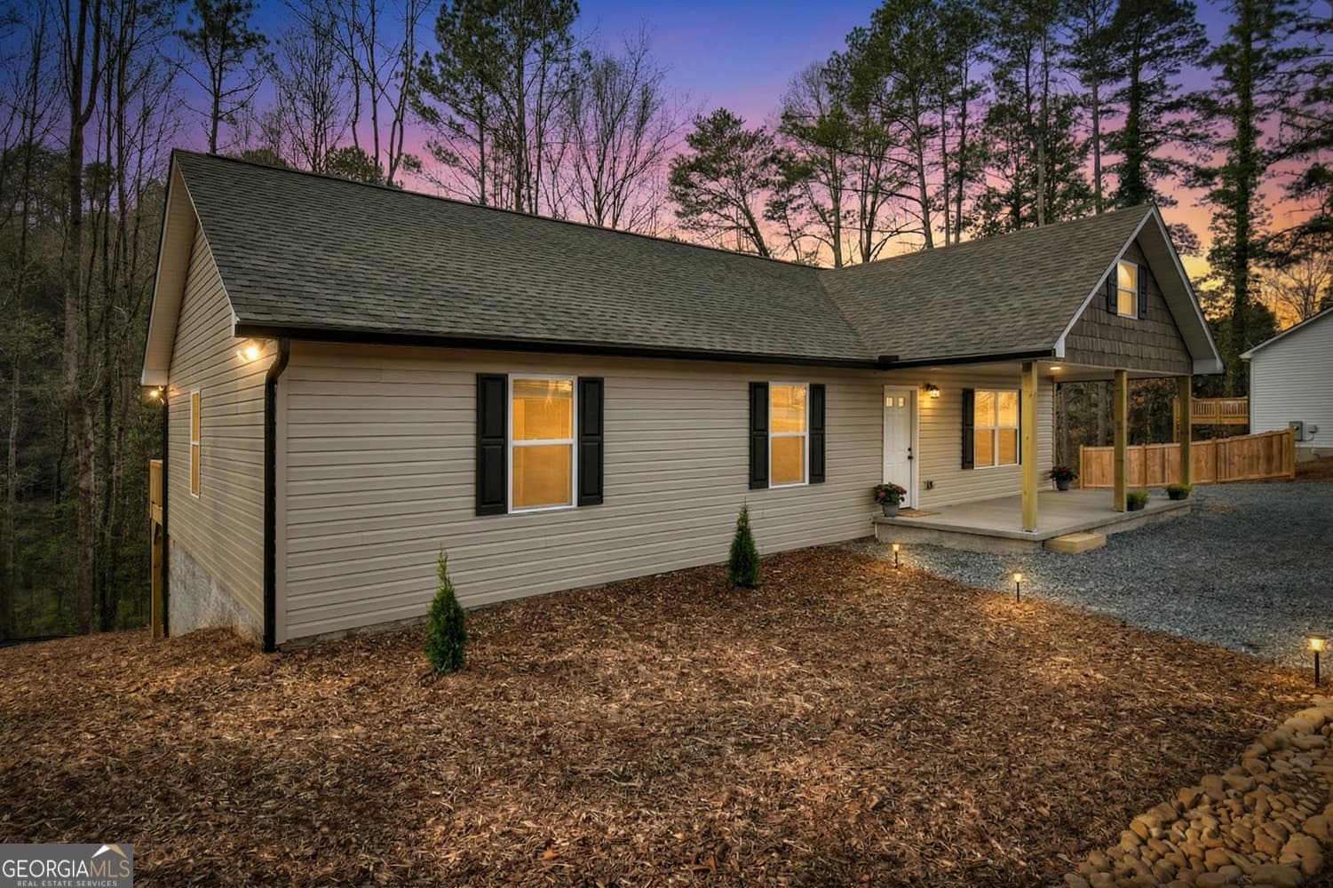 300 Mulberry St — photo 1