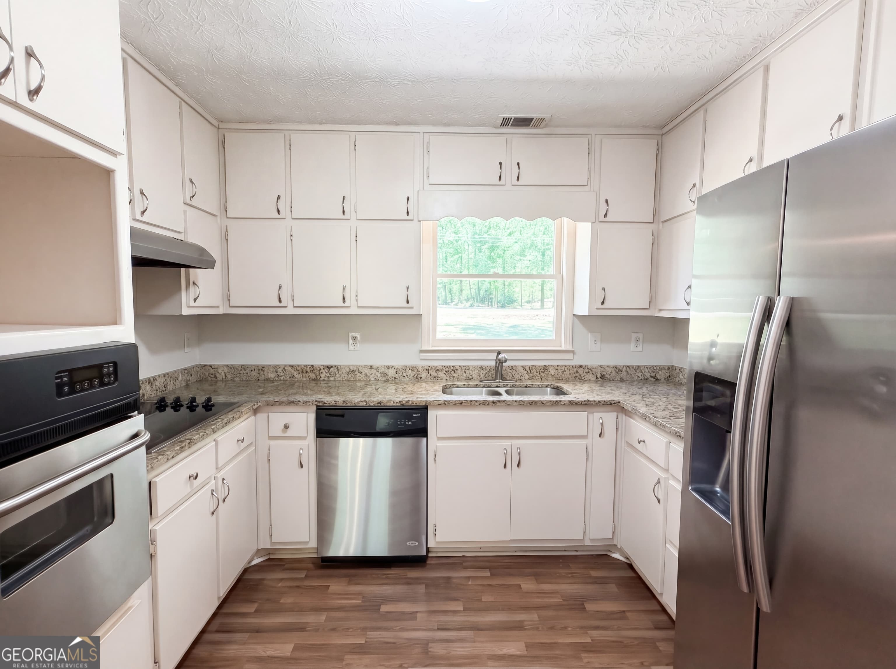 213 Carl Parker Rd — photo 2