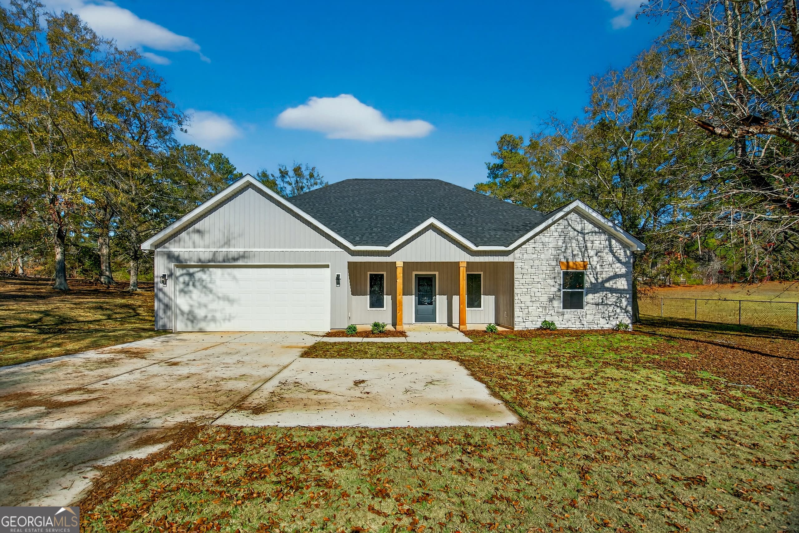 3070 15th Sw — photo 2