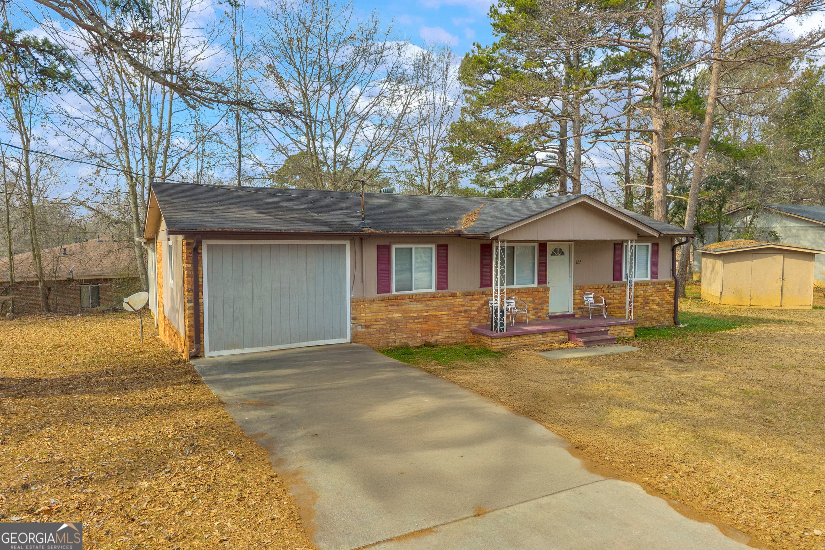 122 King St — photo 1