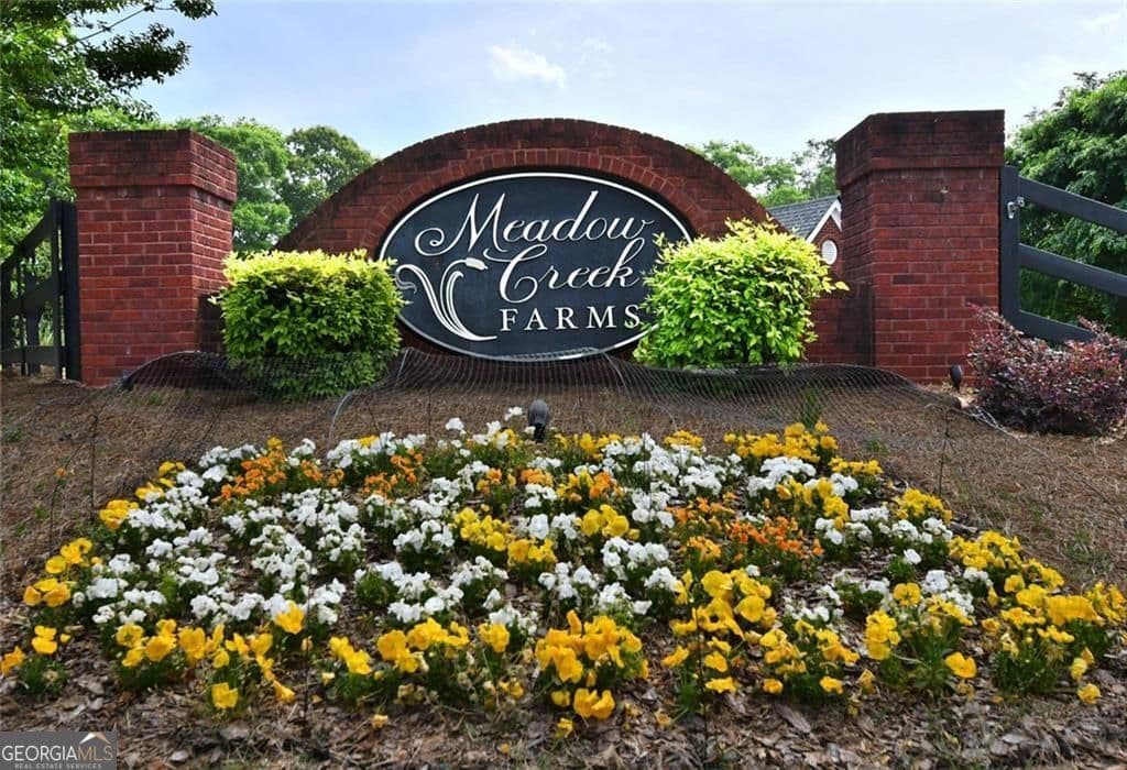 601 Meadowcreek Dr — photo 61