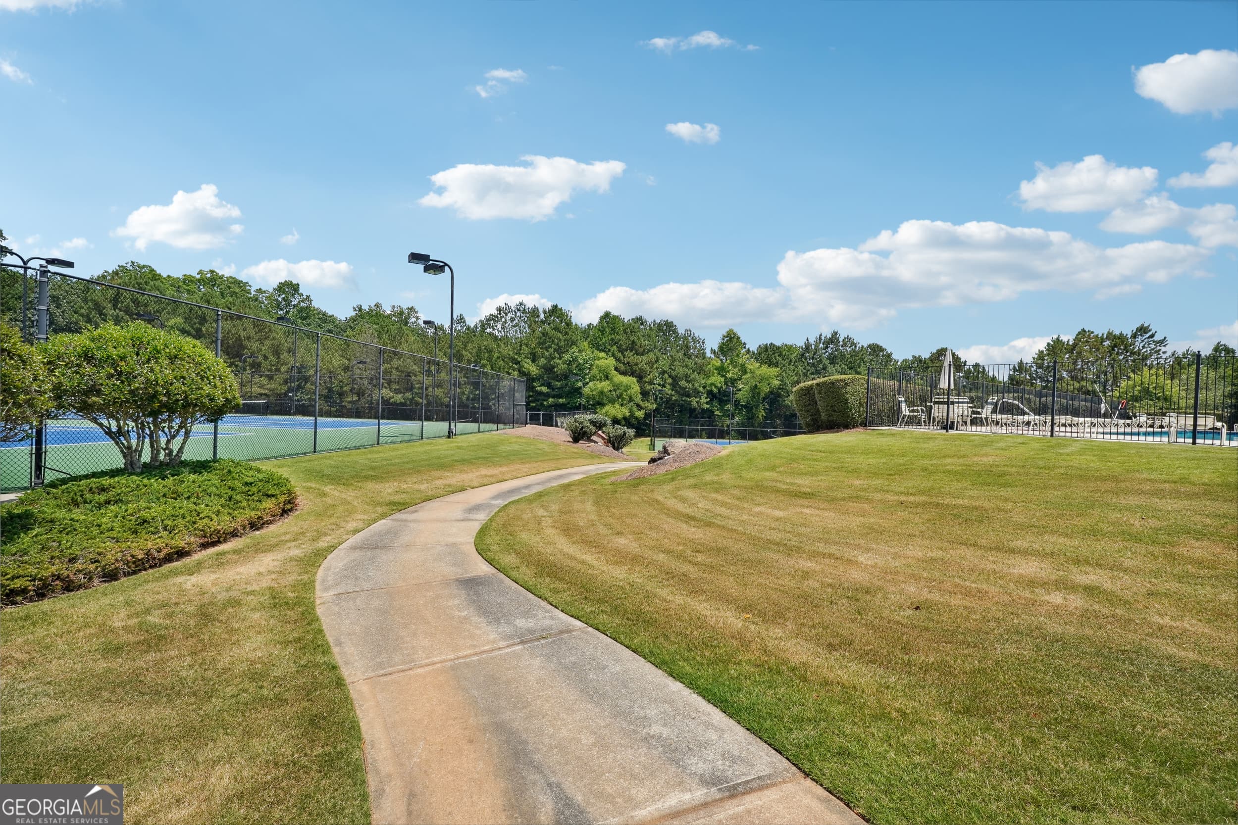 2710 Fareed St — photo 26