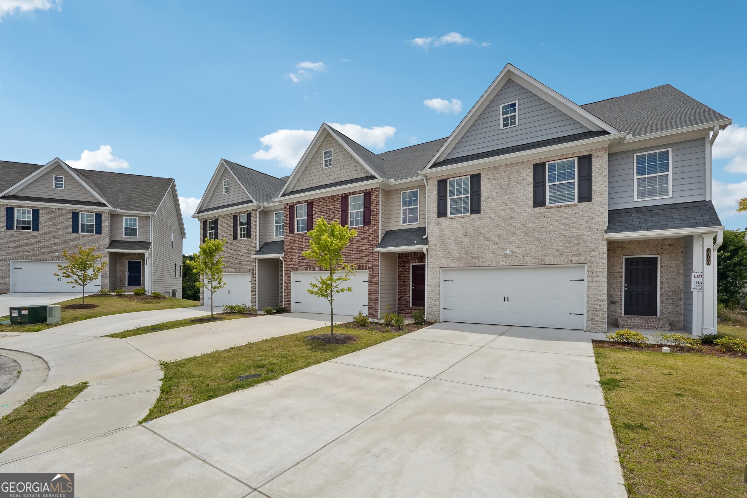 2710 Fareed St — photo 1