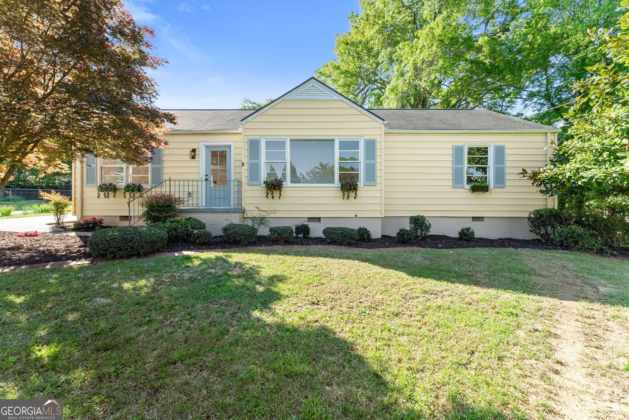 1317 Nw North Enota Ave — photo 1