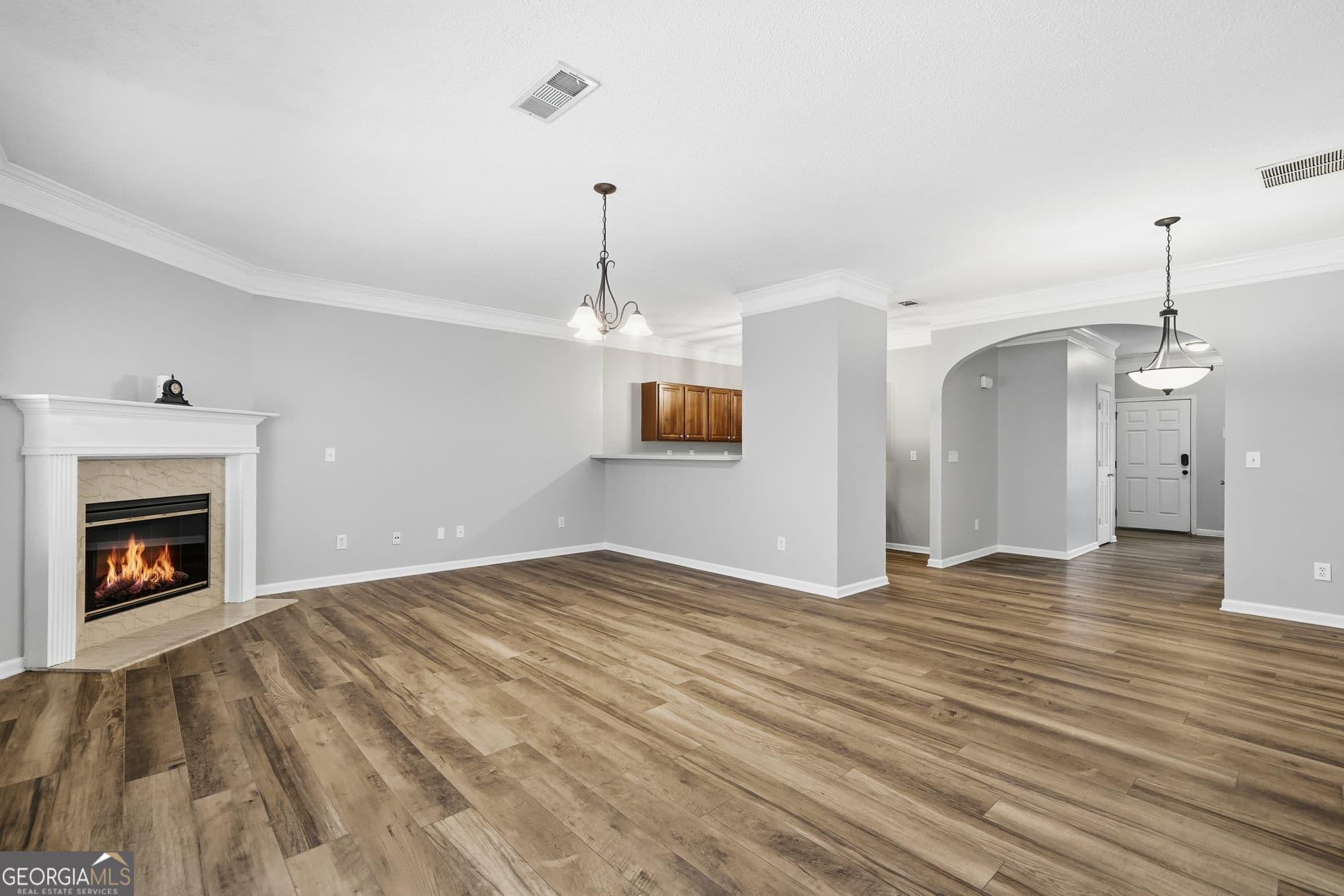 2347 Heritage Park Nw Circle 18 — photo 2